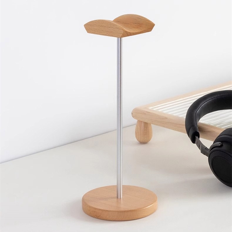 حامل سماعات رأس من خشب الجوز ا - مراجعة Gaming Accessories For Setup وسعره